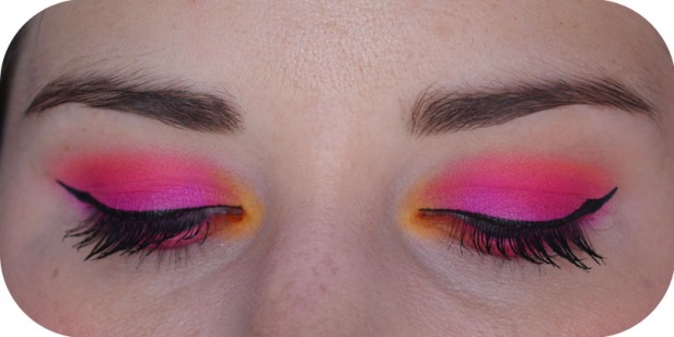 Sunset Makeup Electric Obsessions Huda Beauty 3